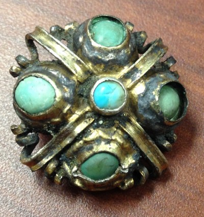 Button with Turquoise Stones