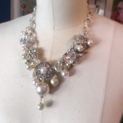 necklacepearlsbling.jpg.