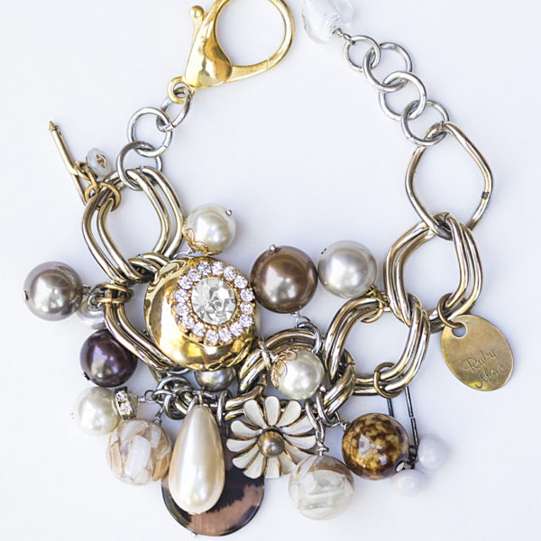 fancygirlbuttonbracelet.jpg.