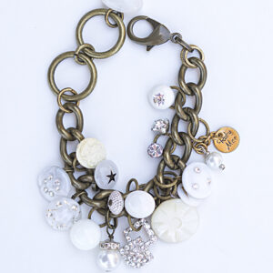 pearlsglassbuttonbracelet.jpg