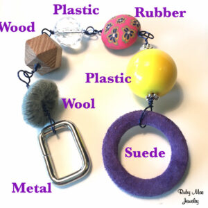 busybeadsalzheiersadults.jpg.