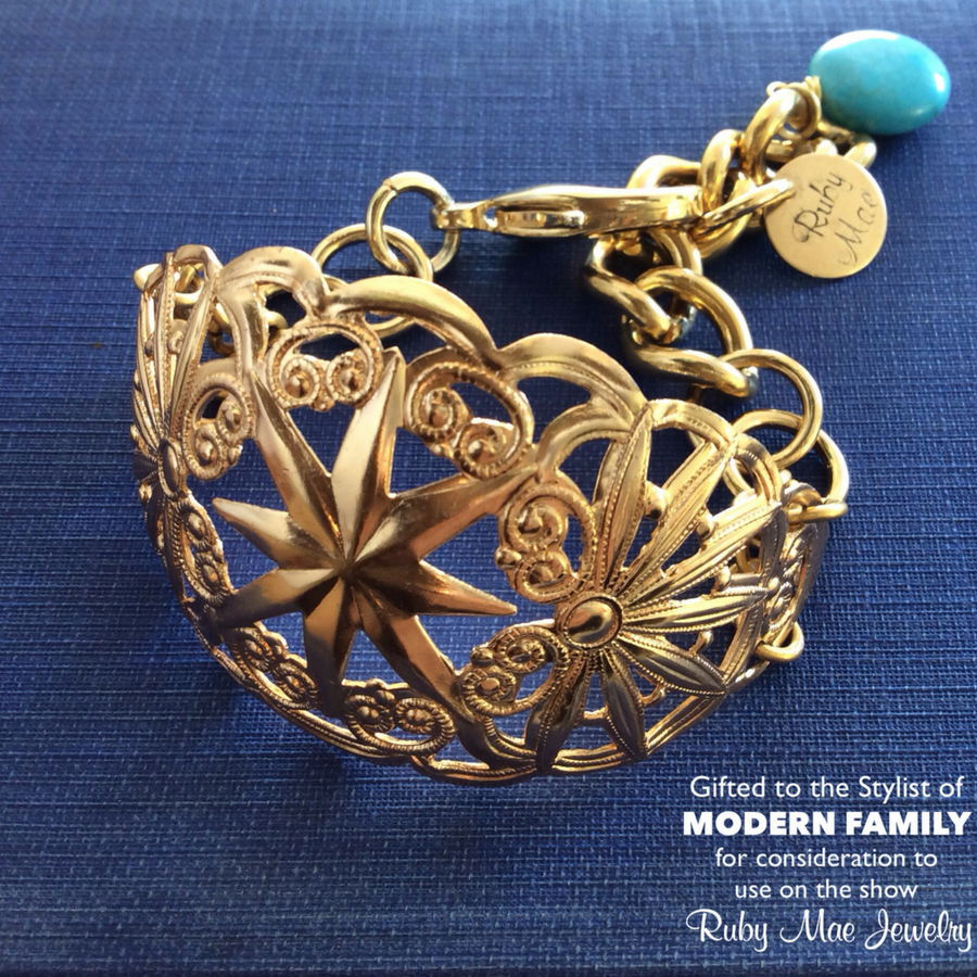 bracelet-modern-family-tv.jpg