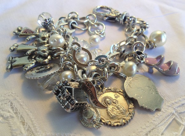 bracelet-charms-memories.jpg.