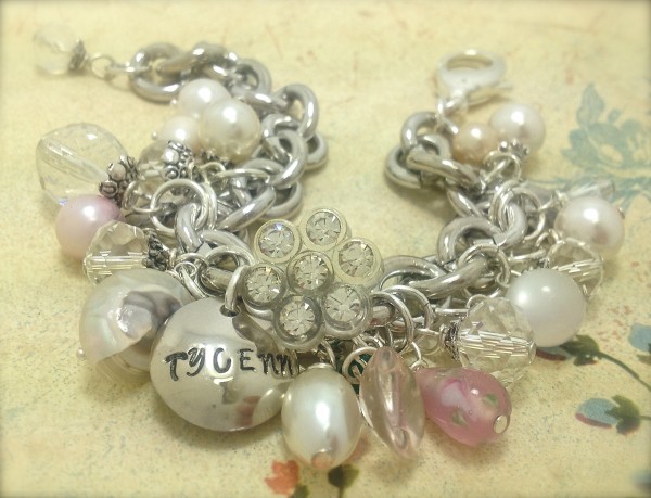 bracelet-charms-pearls.jg