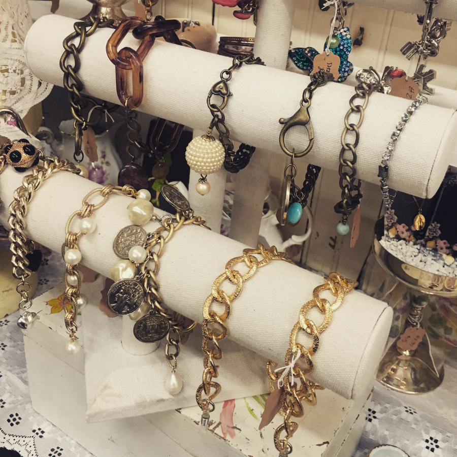 bracelets-chains-pearls.jpg